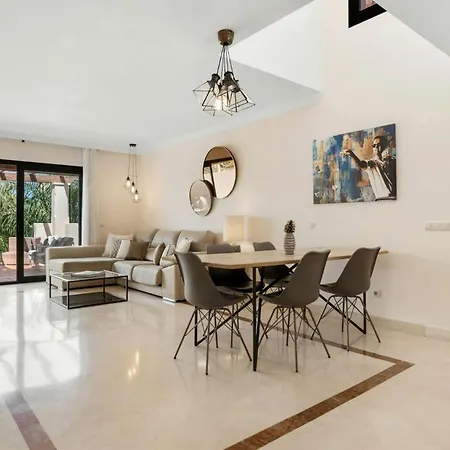 Apartment Lujo Entre Golf Sol Y Puerto Banus *