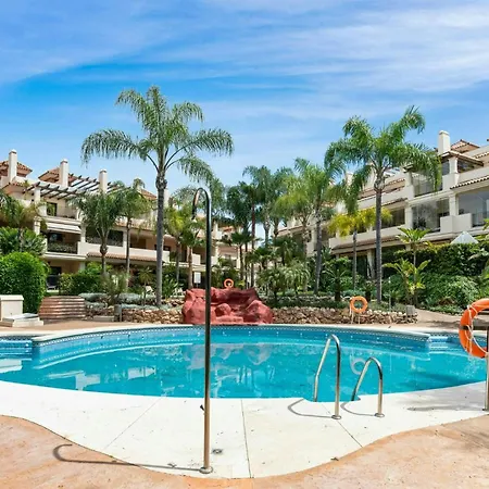 Apartment Lujo Entre Golf Sol Y Puerto Banus *