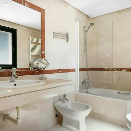 Apartment Lujo Entre Golf Sol Y Puerto Banus *